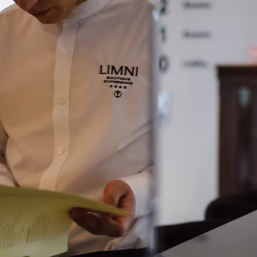 limni hotel